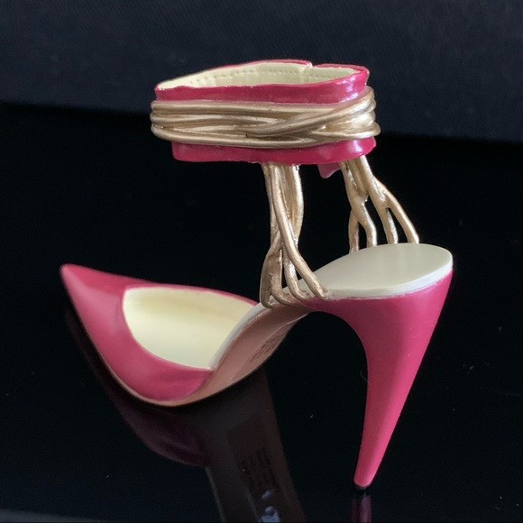 Just The Right Shoe Willitts Raine Captive Heart - Picture 3 of 4